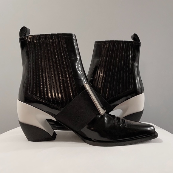 RARE! Roger Vivier Viv’ Tex Black Patent Ankle Chelsea Boots - Picture 8 of 16